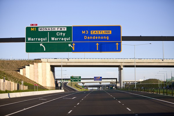 Image of a Toll Road sign over the Monash Freeway